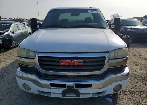 2003 GMC Sierra K2500 Heavy Duty from USA, damaged, VIN 1GTHK29123E118532